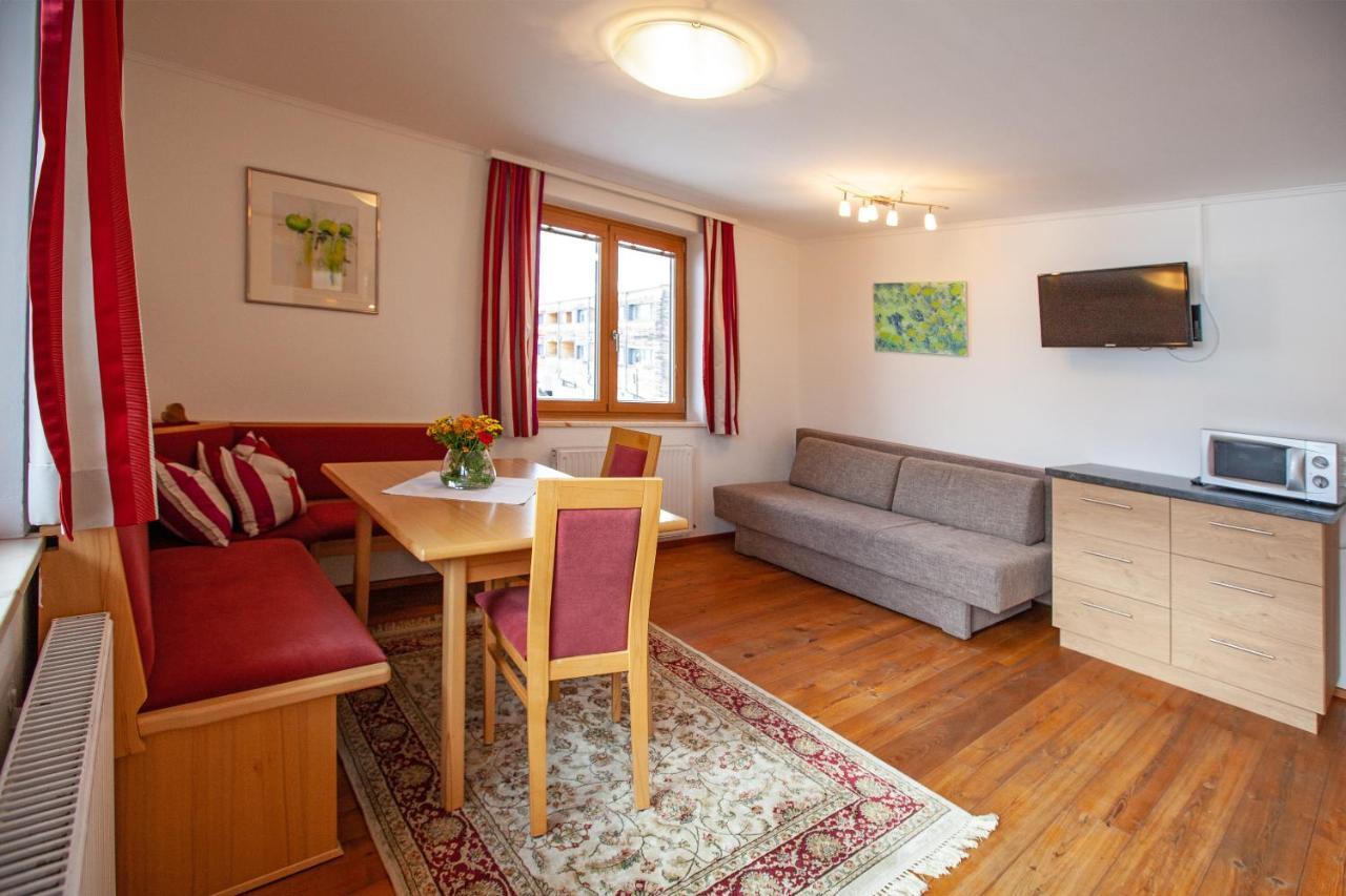 Bettina Mitterwallner Apartment